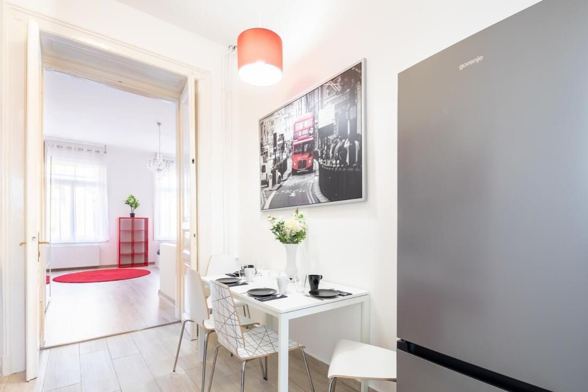 בודפשט Super Central Convenient Apartment מראה חיצוני תמונה
